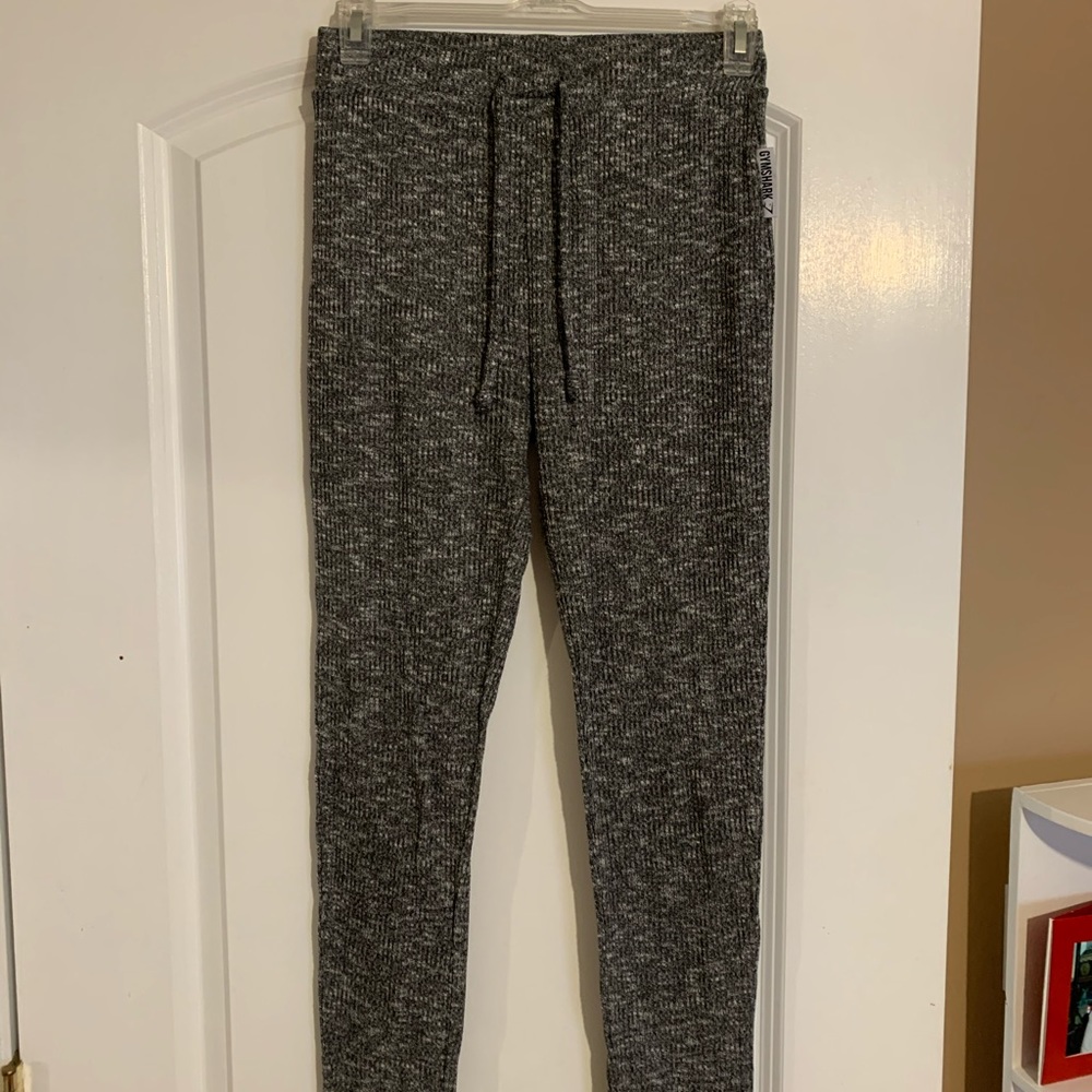 GYMSHARK JOGGERS